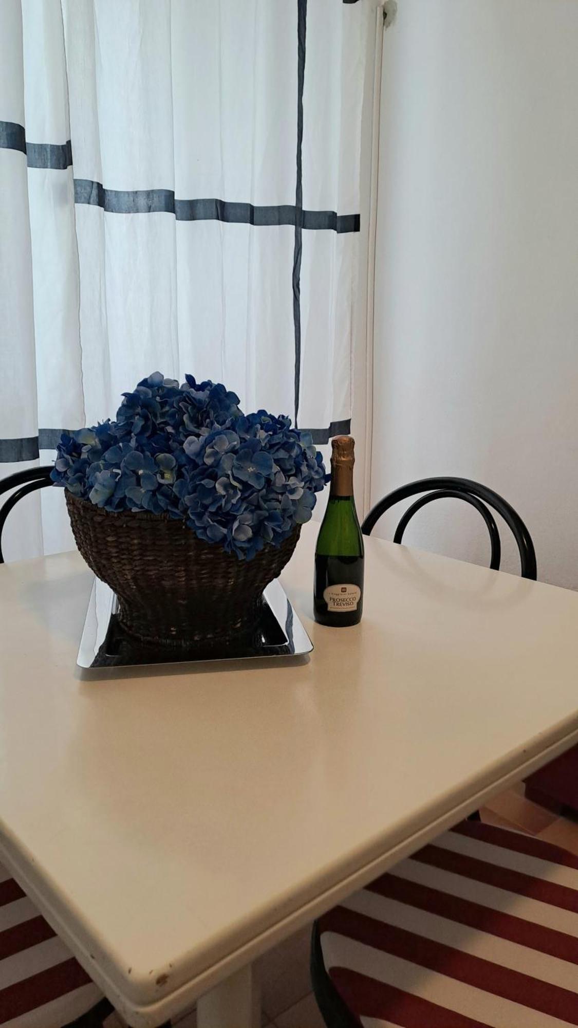 Blue Breeze Apartment Germignaga Екстериор снимка